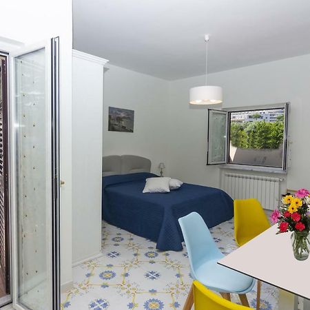 Ambra Sorrento Suites Short Rent מראה חיצוני תמונה