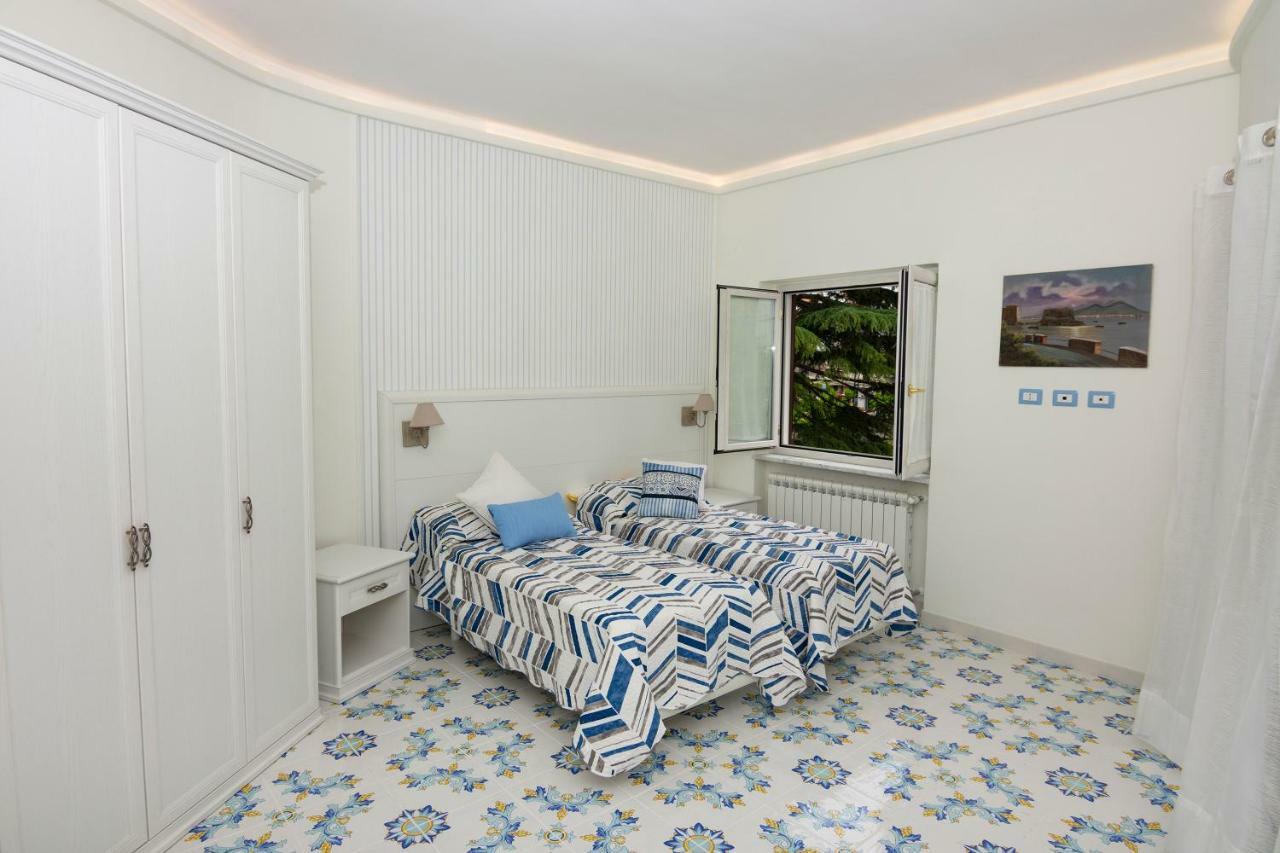 Ambra Sorrento Suites Short Rent מראה חיצוני תמונה
