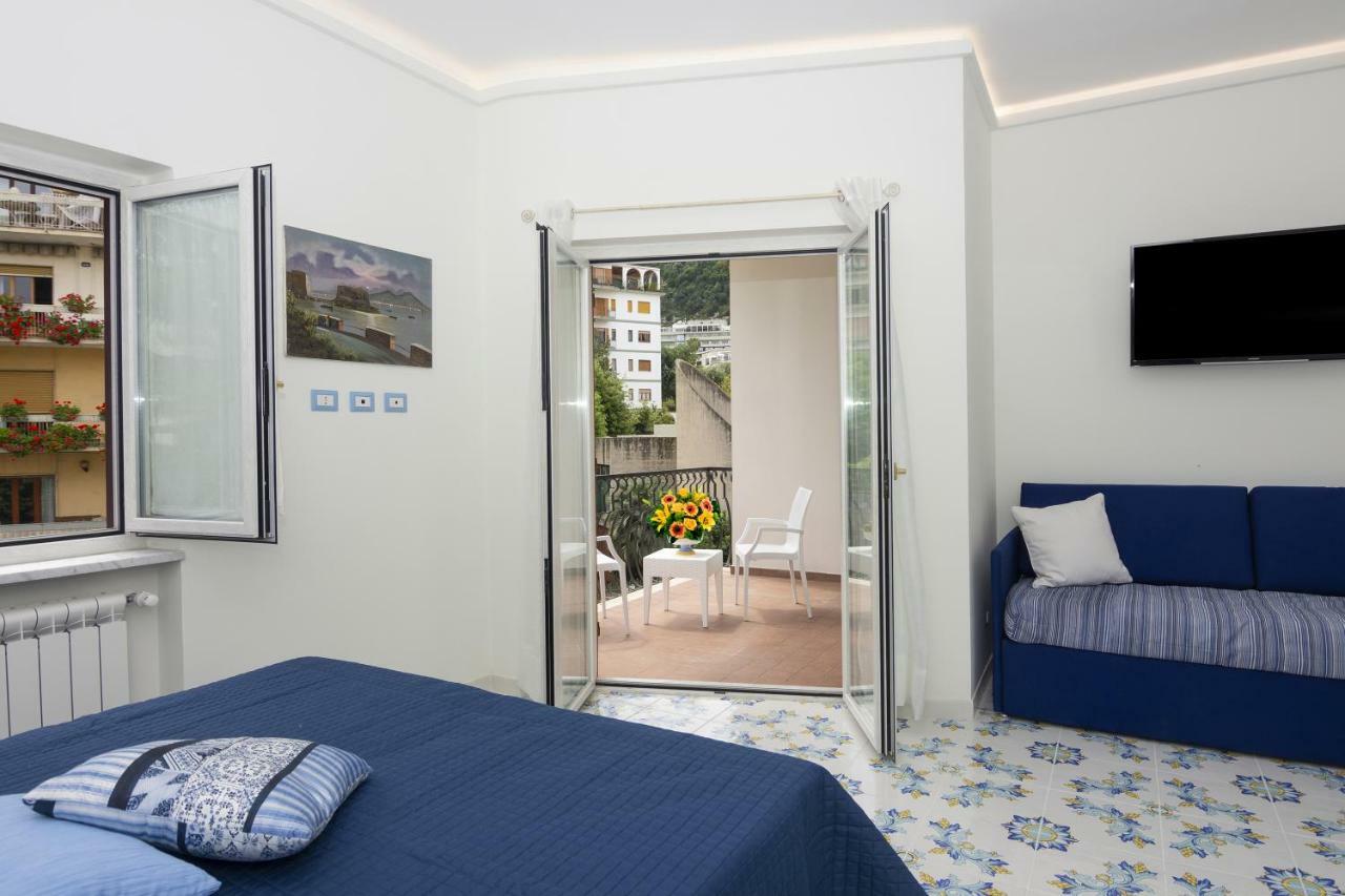 Ambra Sorrento Suites Short Rent מראה חיצוני תמונה