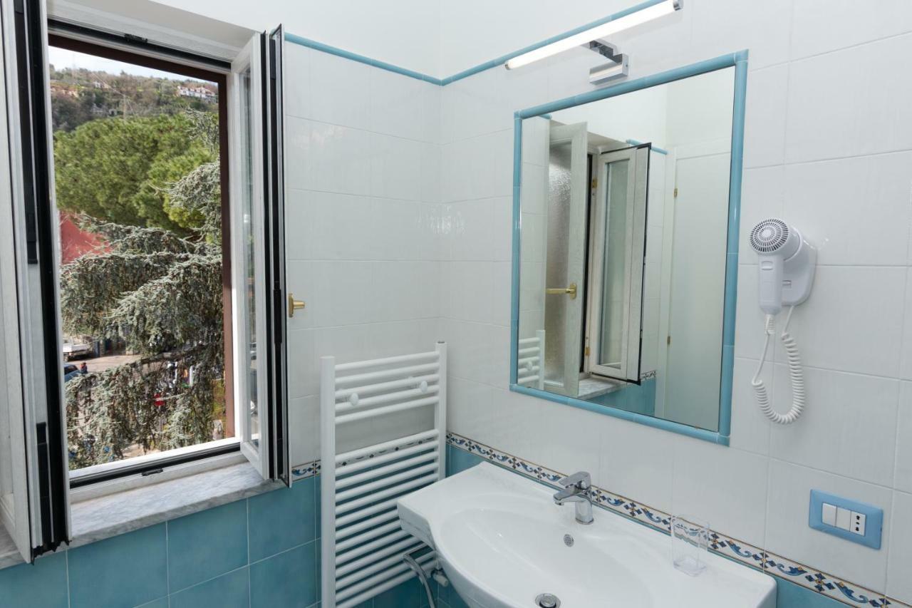 Ambra Sorrento Suites Short Rent מראה חיצוני תמונה