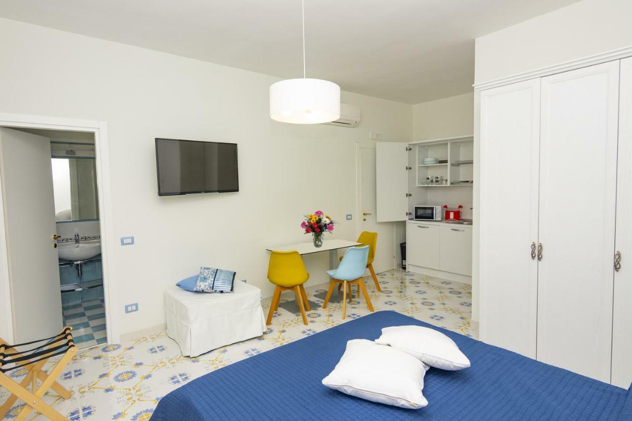 Ambra Sorrento Suites Short Rent מראה חיצוני תמונה
